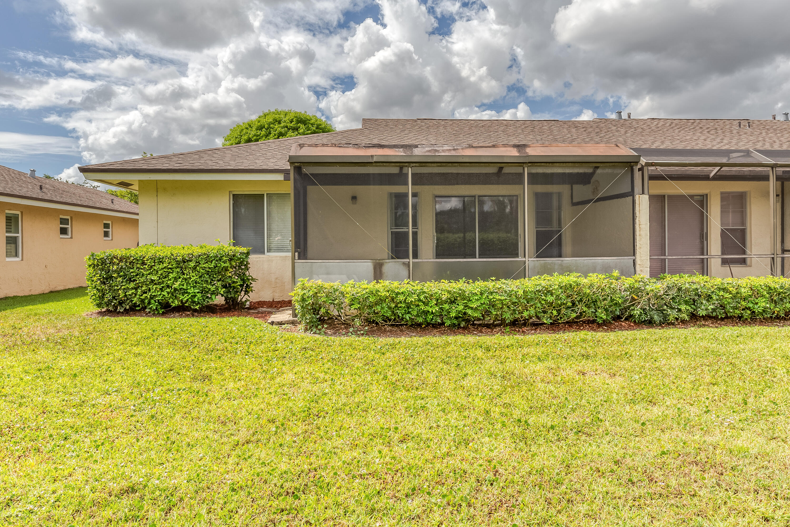 8943 Sunnywood Place Boca Raton, FL 33496 - Photo 4 of 45 daigle-4