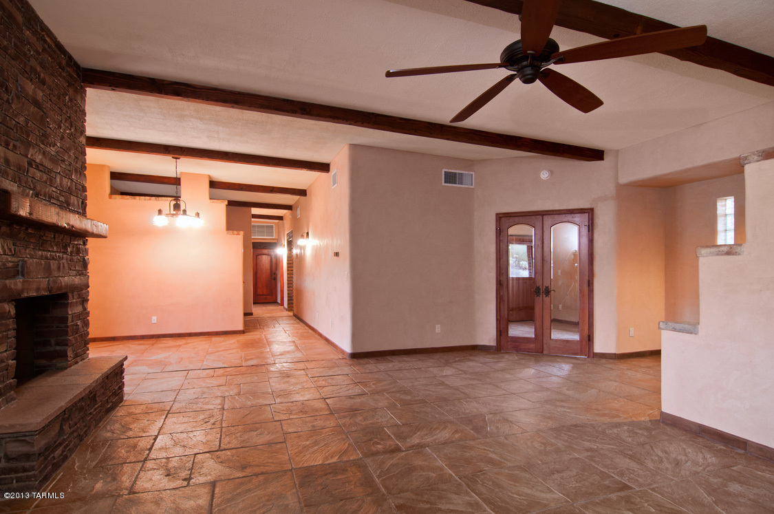 6010 Rough Rider Place Tucson, AZ 85743 - Photo 5 of 15 Gallery Image 5