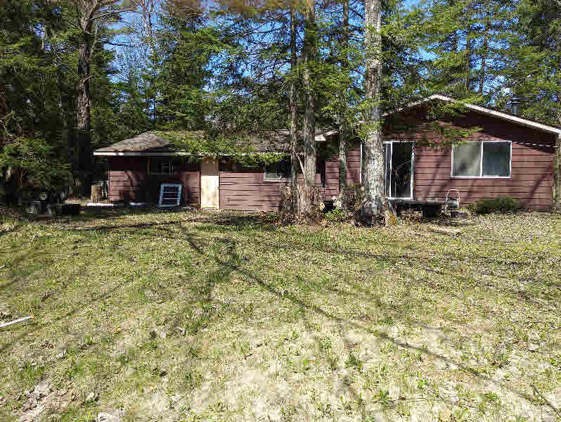 4055 Miller Road Sterling, MI 48659 - Photo 7 of 9