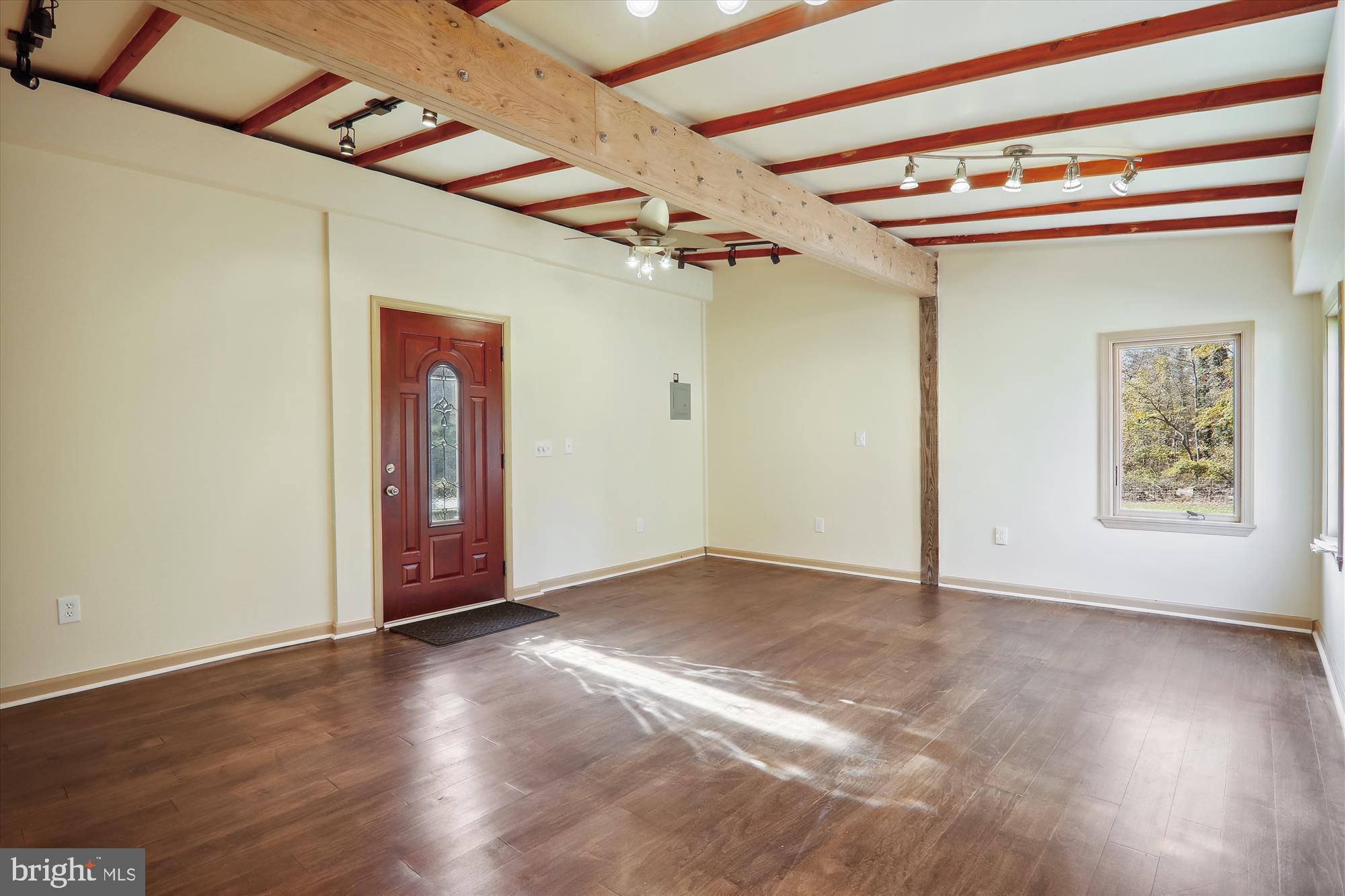 18301 Brooke Road Sandy Spring, MD 20860 - Photo 49 of 70 Light filled studio