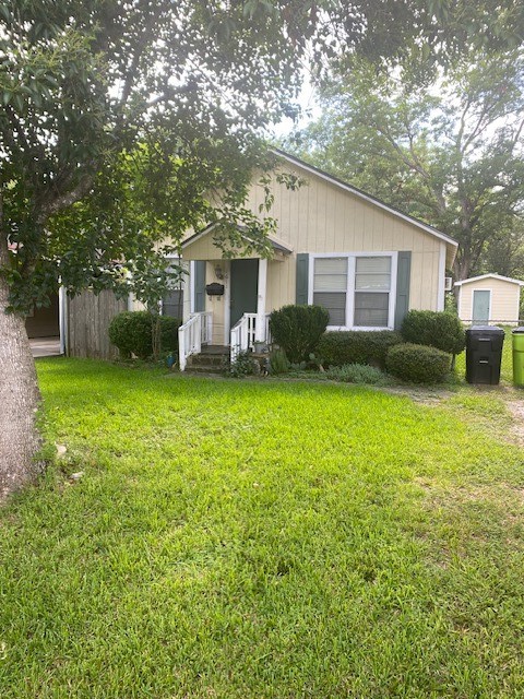 1611 6th Street Rosenberg, TX 77471 - Photo 2 of 4