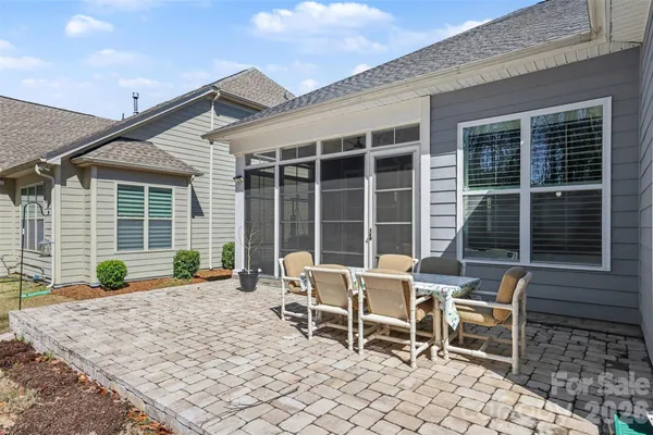 $645,000 | 14605 Crosswater Lane, Charlotte, NC 28278