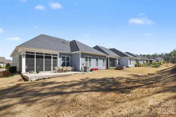 $645,000 | 14605 Crosswater Lane, Charlotte, NC 28278