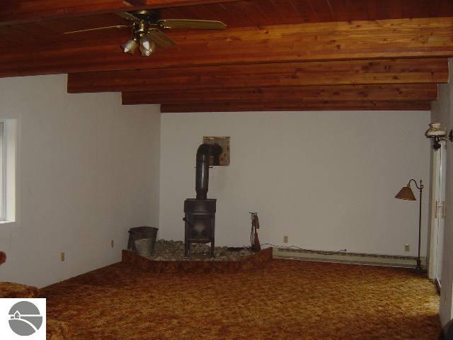 5142 Revnell Road Beulah, MI 49617 - Photo 4 of 8 1655758-3.JPG