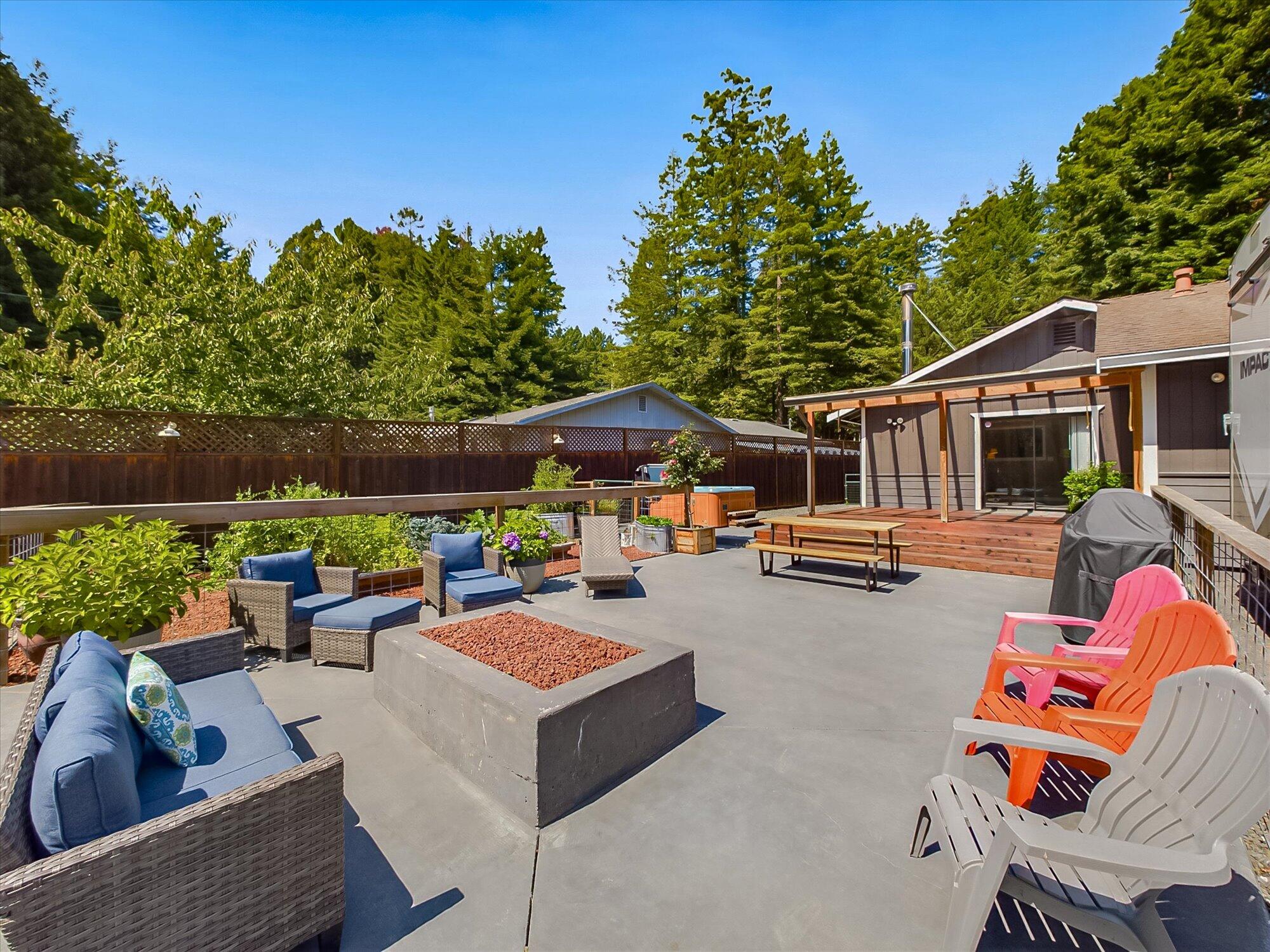 4048 Campton Road Eureka, CA 95503 - Photo 41 of 54