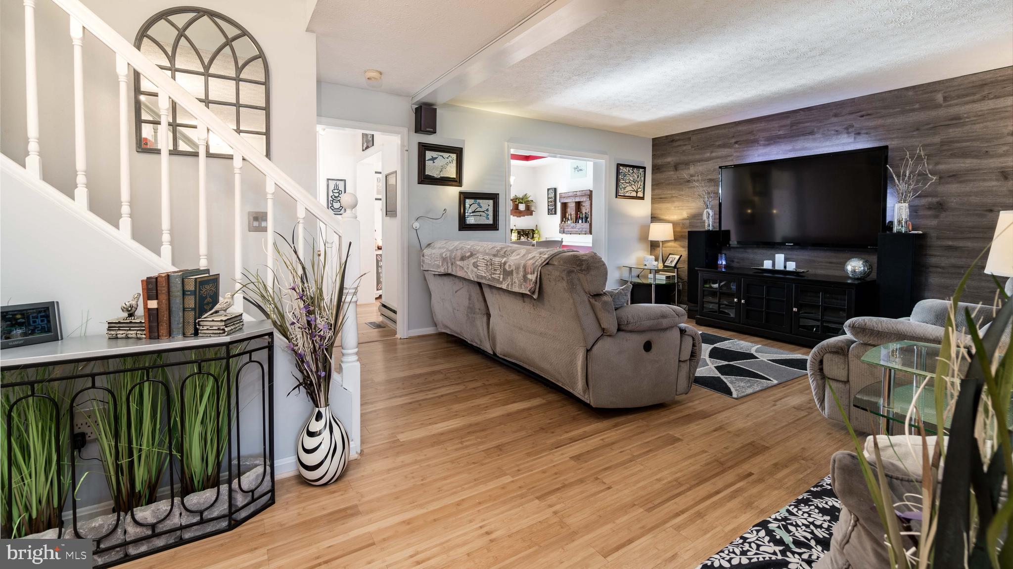 214 Killdeer Road Stephens City, VA 22655 - Photo 4 of 16