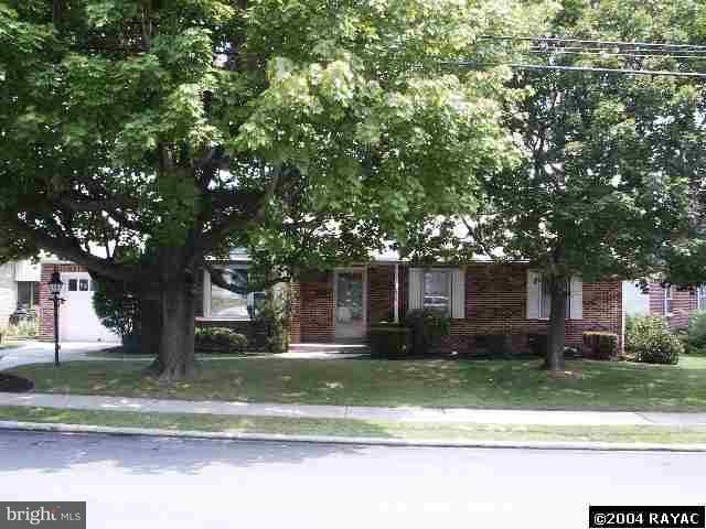 229 George Street Hanover, PA 17331 - Photo 1 of 8 Gallery Image 1