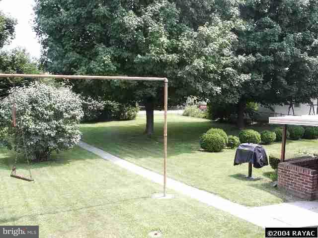 229 George Street Hanover, PA 17331 - Photo 8 of 8 Gallery Image 8
