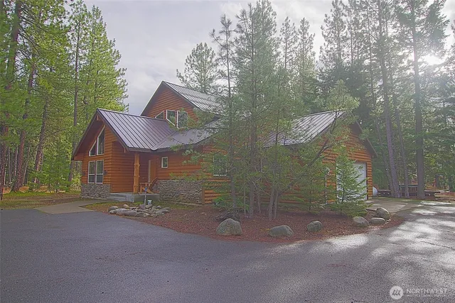 a view of a swimming pool