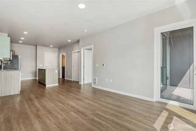 $599,000 | 1085 103rd Avenue Northeast, Unit 217, Bellevue, WA 98004