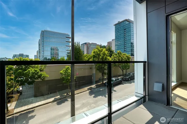 $599,000 | 1085 103rd Avenue Northeast, Unit 217, Bellevue, WA 98004