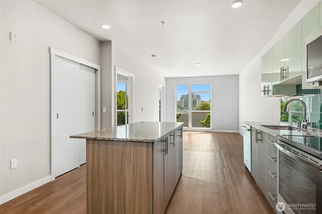 $599,000 | 1085 103rd Avenue Northeast, Unit 217, Bellevue, WA 98004