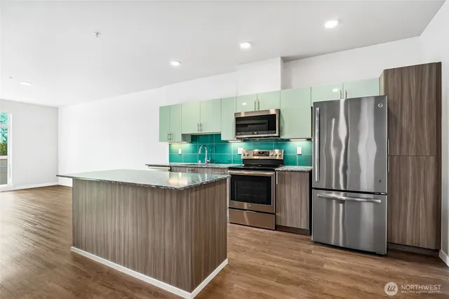 $599,000 | 1085 103rd Avenue Northeast, Unit 217, Bellevue, WA 98004