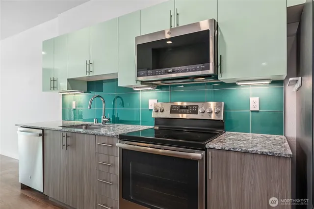 $599,000 | 1085 103rd Avenue Northeast, Unit 217, Bellevue, WA 98004