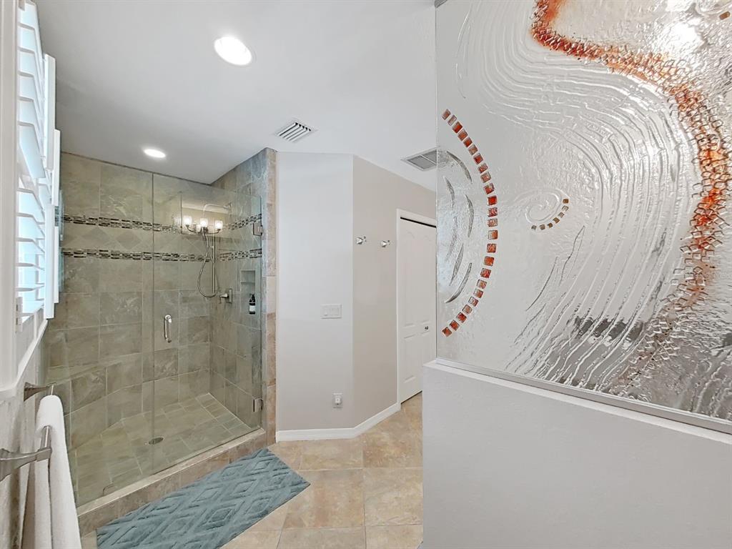 7645 Harborview Way Seminole, FL 33776 - Photo 38 of 55