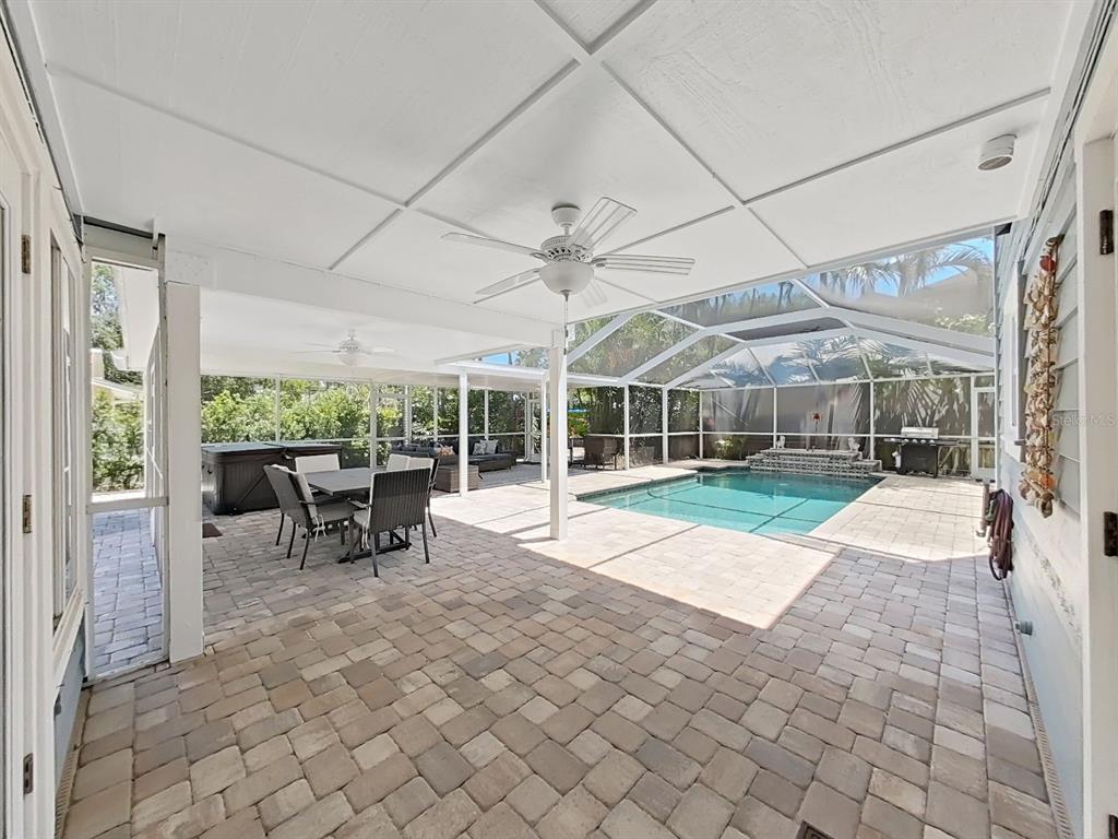 7645 Harborview Way Seminole, FL 33776 - Photo 39 of 55