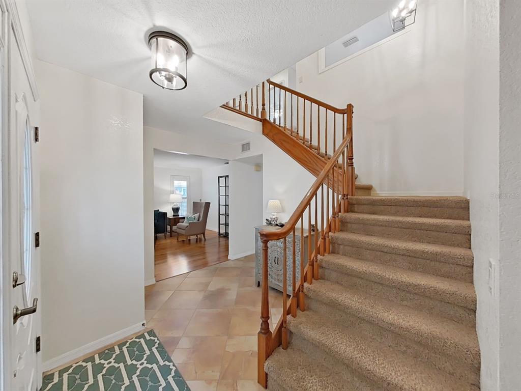 7645 Harborview Way Seminole, FL 33776 - Photo 8 of 55