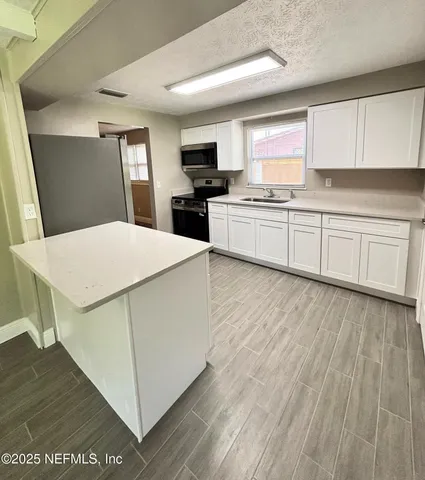 $283,000 | 583 Clermont Avenue South, Orange Park, FL 32073