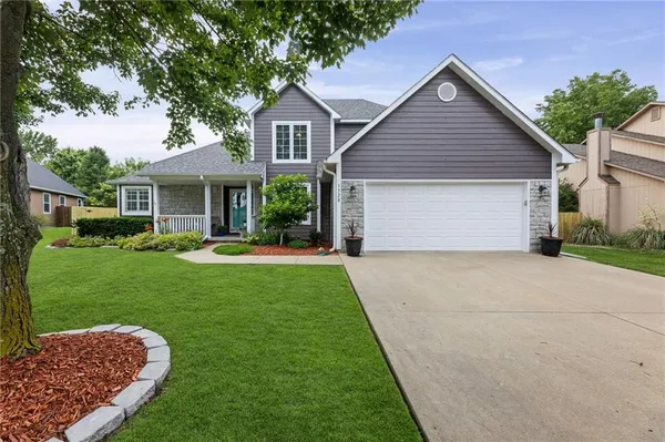 $459,000 | 1328 Redbud Street, Ottawa, KS 66067
