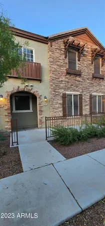 $1,900 | 1967 East Frye Road, Unit 103, Gilbert, AZ 85295