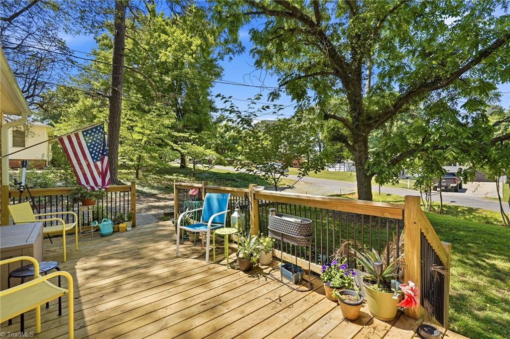 109 Mayfair Road Lexington, NC 27292 - Photo 9 of 40 Gallery Image 9