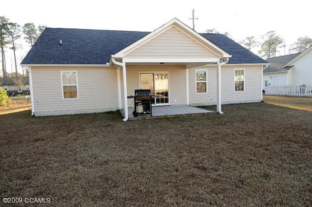 115 Manchester Road Havelock, NC 28532 - Photo 12 of 13 REAR OF HOME