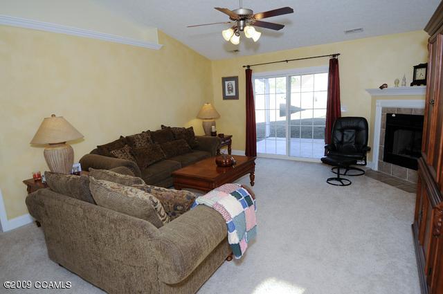 115 Manchester Road Havelock, NC 28532 - Photo 2 of 13 LIVING ROOM VIEW 1