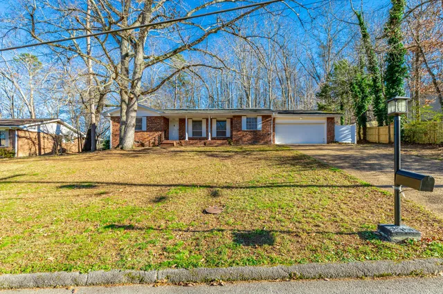 $274,900 | 2500 Shenandoah Drive, Chattanooga, TN 37421