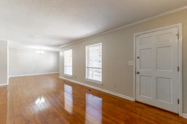 $274,900 | 2500 Shenandoah Drive, Chattanooga, TN 37421