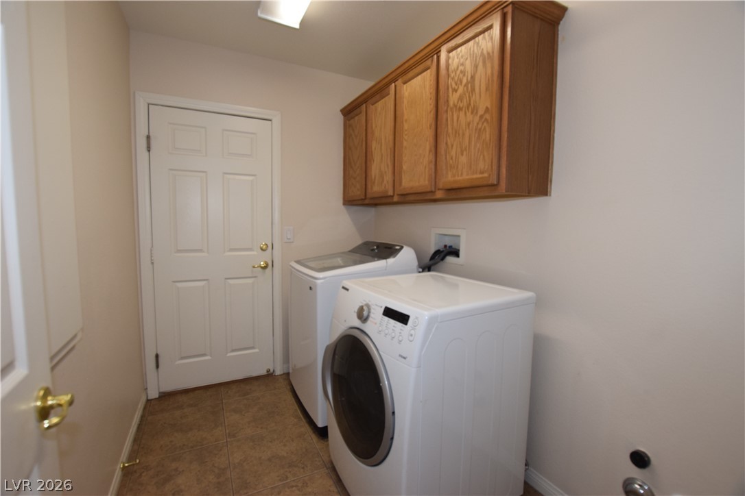 9191 Ridge Wolves Court Las Vegas, NV 89178 - Photo 34 of 73 washer dryer stay