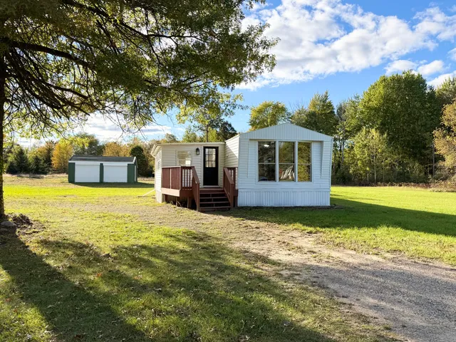 $175,000 | 16303 Ritchie Avenue Northeast, Sand Lake, MI 49343