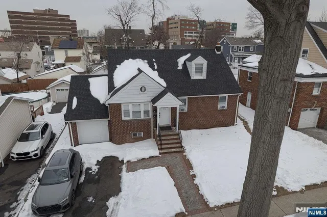 $3,350 | 326 Parker Avenue, Unit 1, Hackensack, NJ 07601