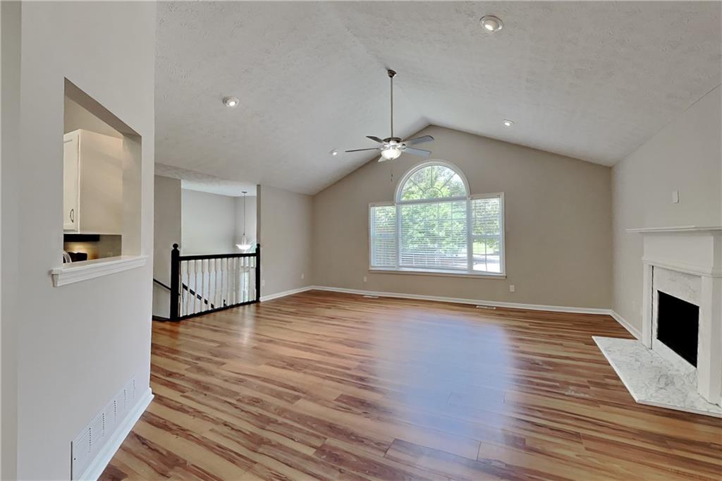 460 Highlander Way Acworth, GA 30101 - Photo 3 of 20