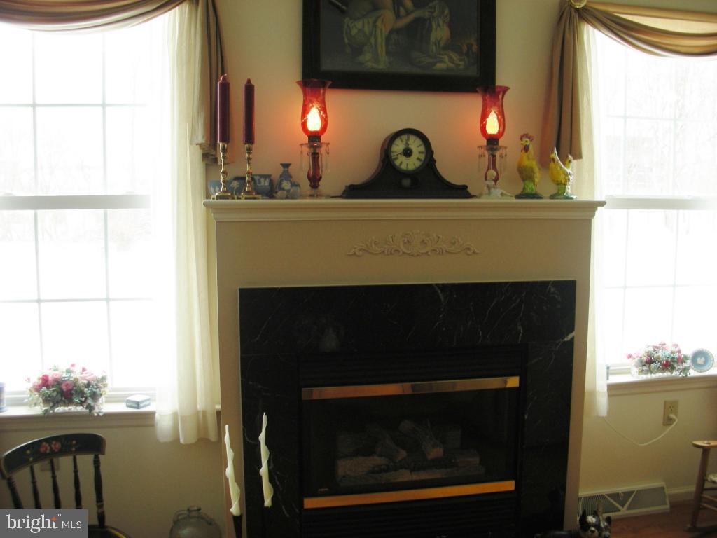115 Moorland Court Lititz, PA 17543 - Photo 8 of 23 Gallery Image 8