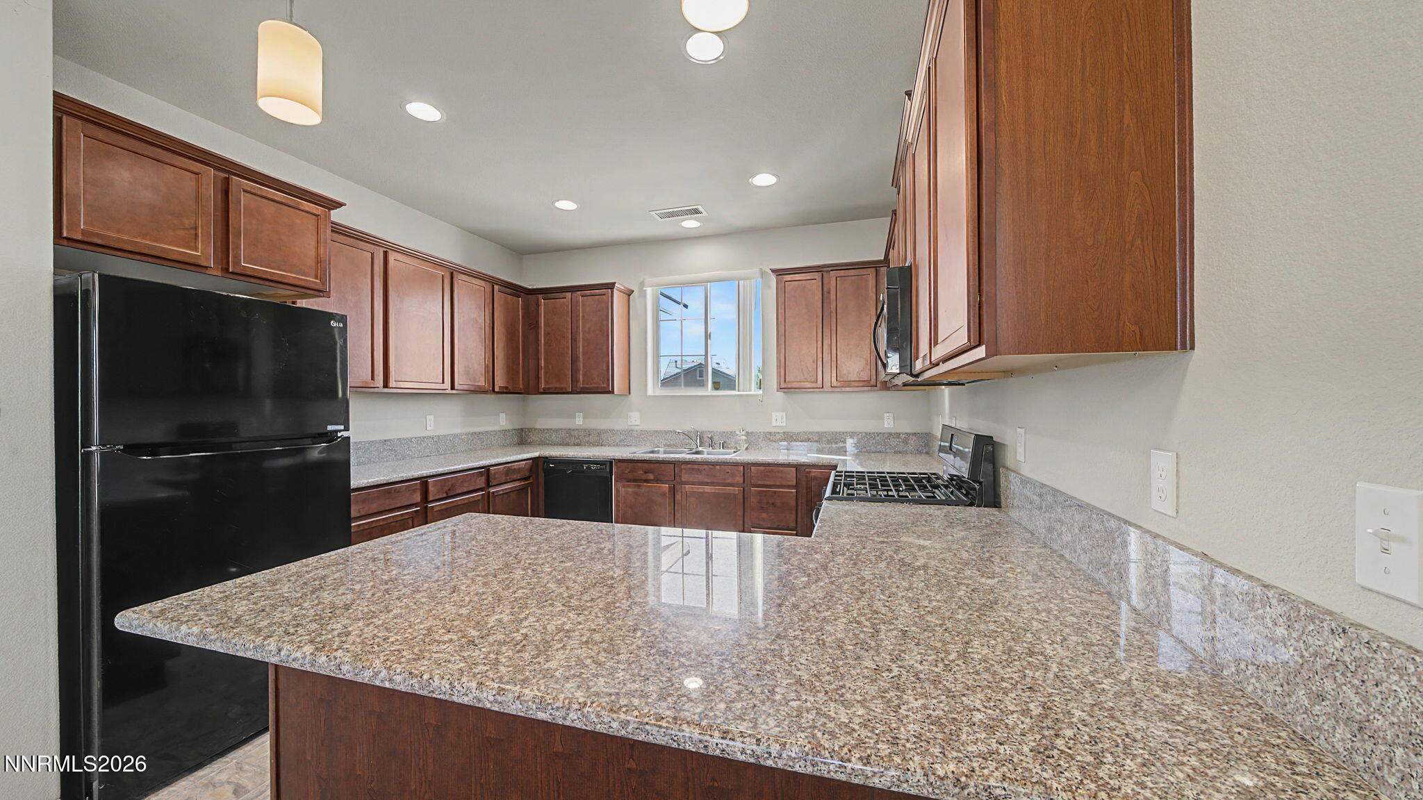 7132 Mustengo Drive Reno, NV 89506 - Photo 16 of 36 15-09_DSC08778-Edit