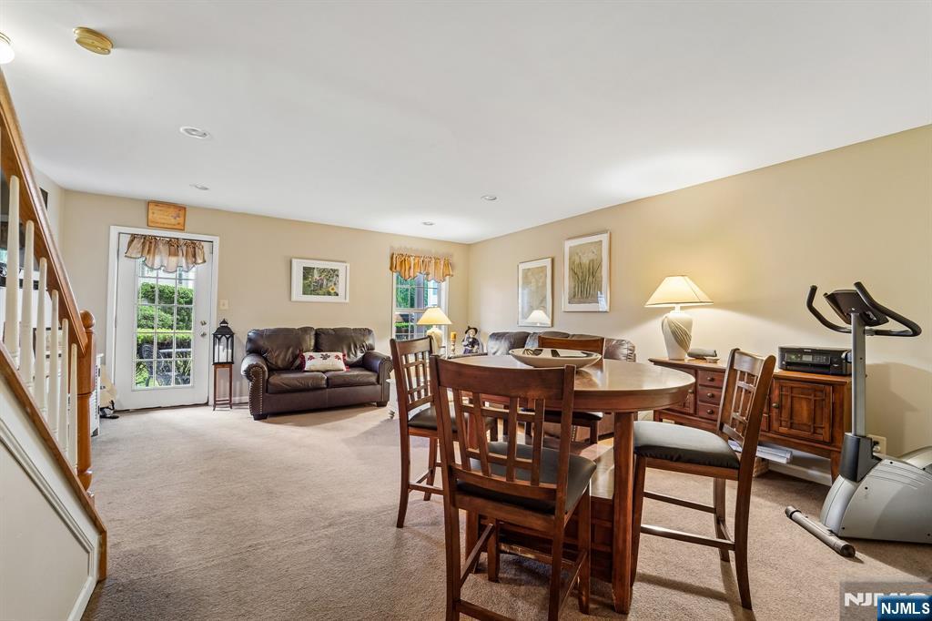 301 Cambridge Drive Butler, NJ 07405 - Photo 21 of 26