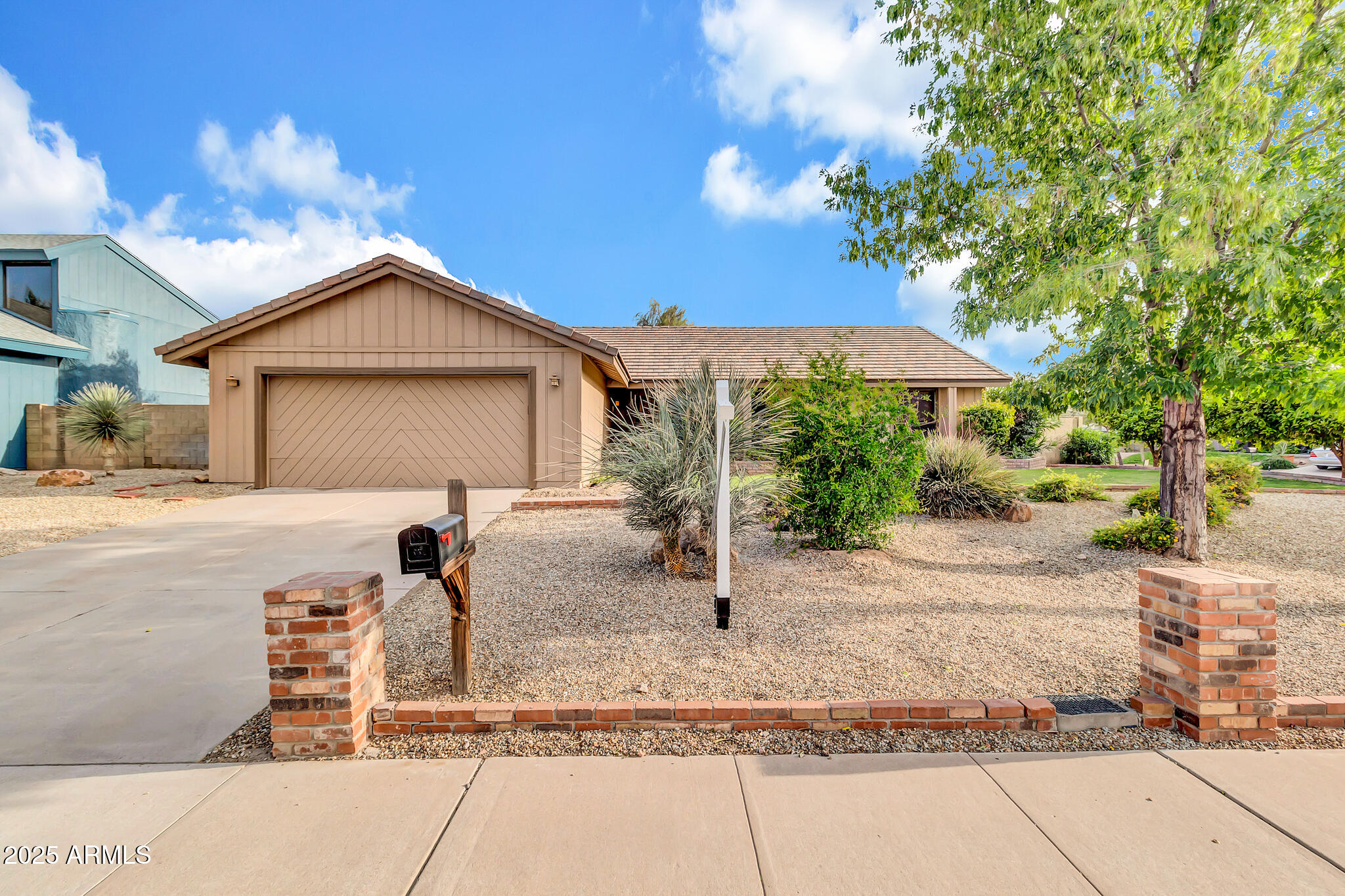 1611 East Redfield Road Tempe, AZ 85283 - Photo 1 of 47
