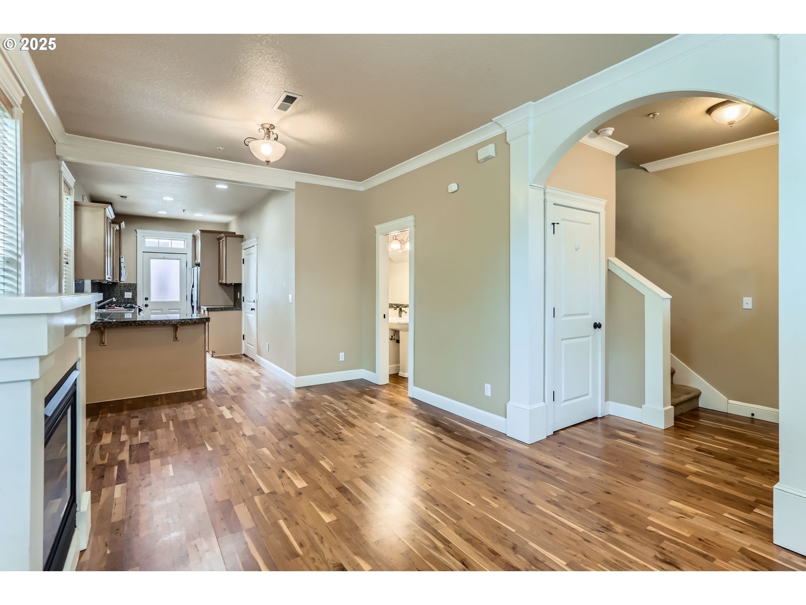 343 Northeast Bryant Street Portland, OR 97211 - Photo 6 of 26 a view interior of a house and kitchen view