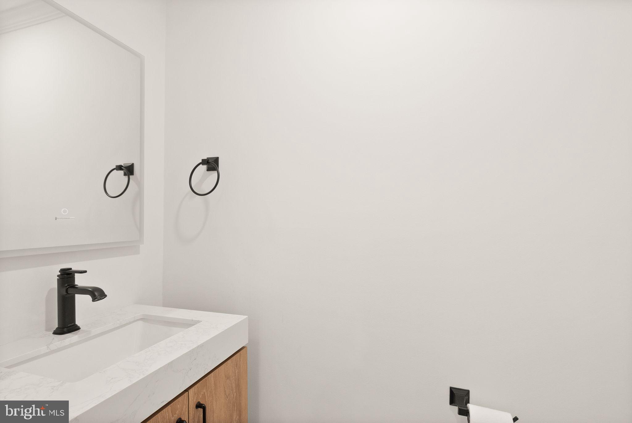 12056 Edgemere Circle Reston, VA 20190 - Photo 29 of 64