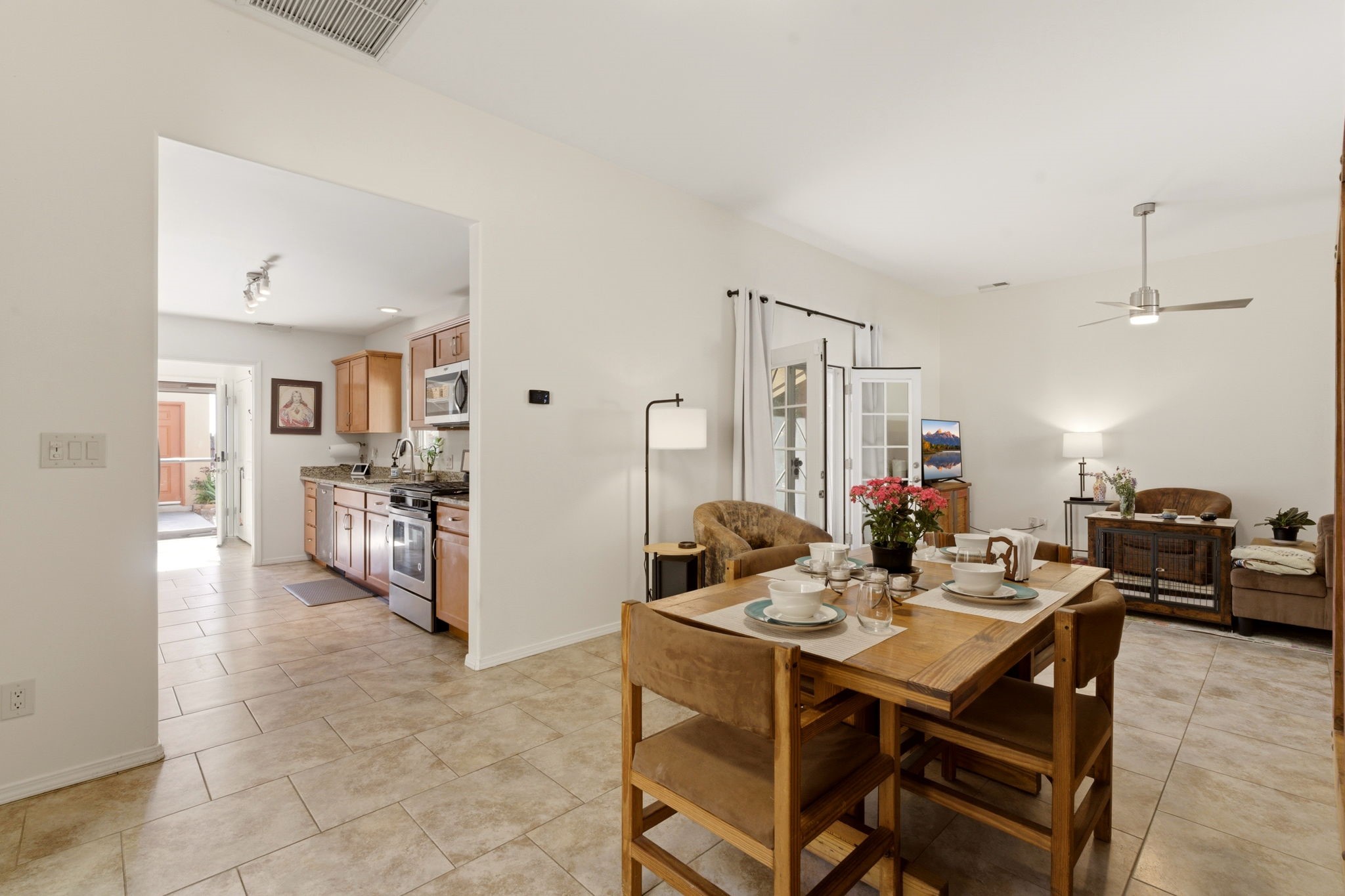 3 Silver Buckle Road Santa Fe, NM 87508 - Photo 2 of 34 Bright open space dining area
