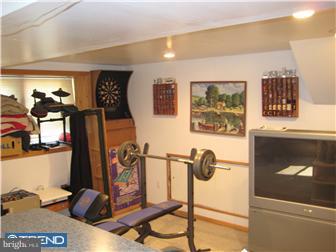 995 Coronet Road Warminster, PA 18974 - Photo 8 of 12 Basement - Finished