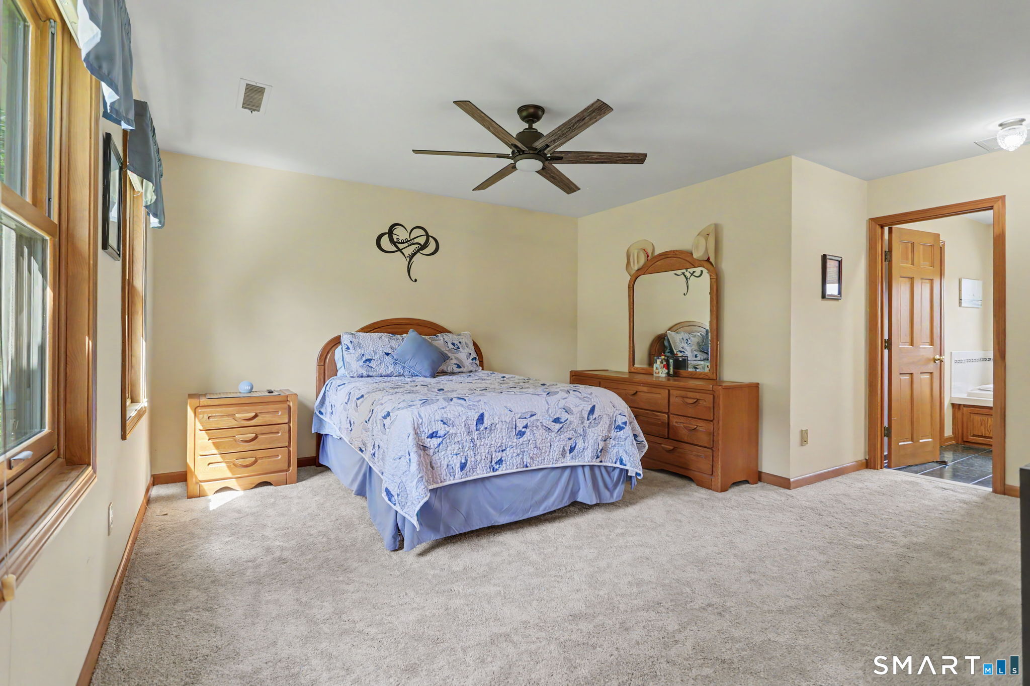 94 Tomlinson Road Seymour, CT 06483 - Photo 17 of 39 Gallery Image 17
