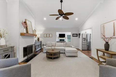 $1,100,000 | 7939 Hooten Hows Road, Nashville, TN 37221