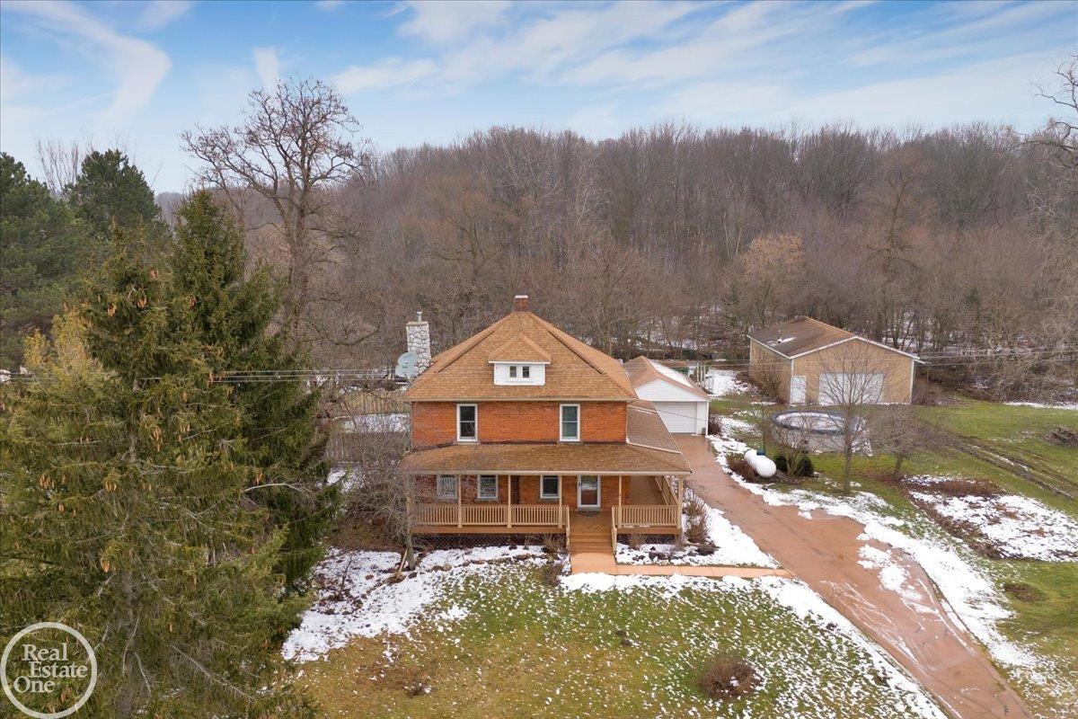 9054 Rattle Run Road Columbus, MI 48063 - Photo 2 of 47 50132452-bb35953d-19cf-4a9b-9672-306b62e99f8d.JPG