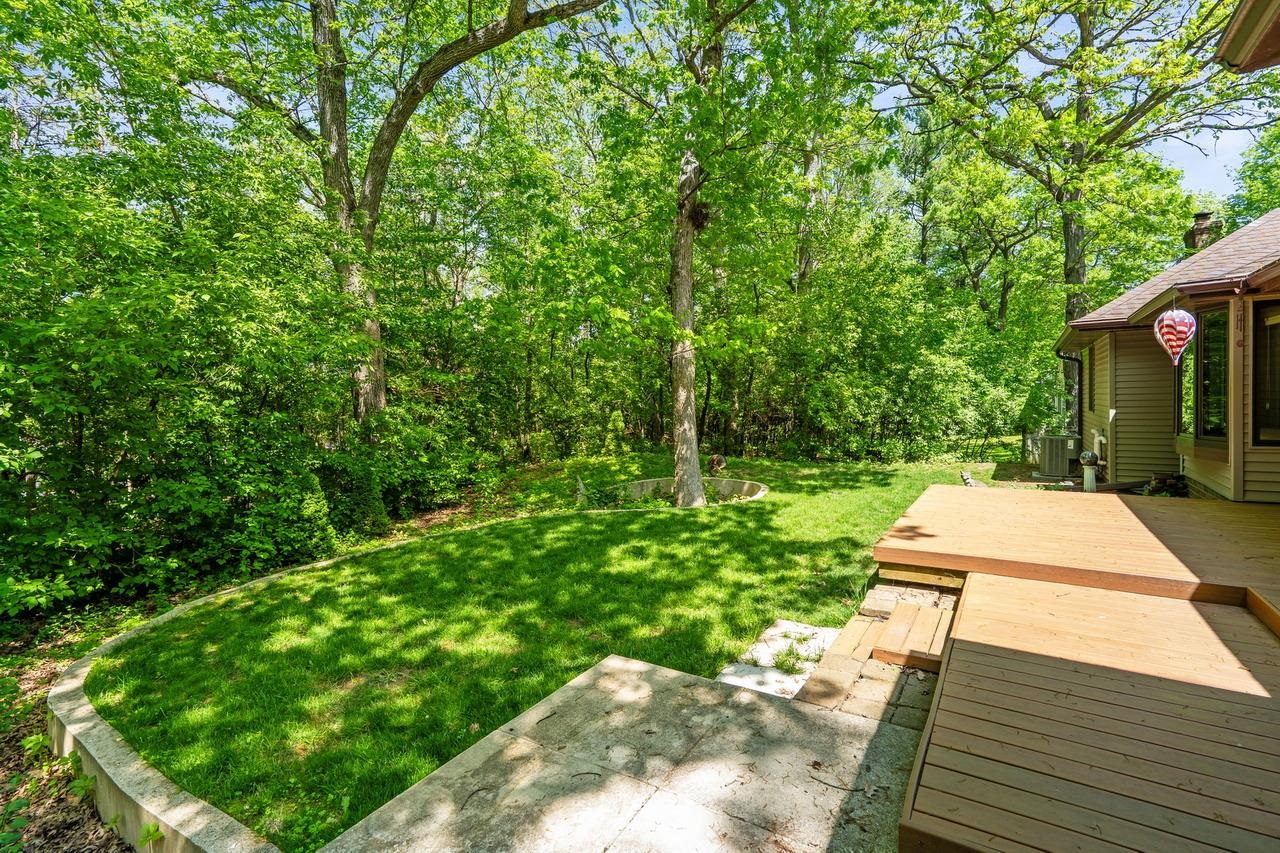 250 Traders Point Green Bay, WI 54302 - Photo 43 of 56