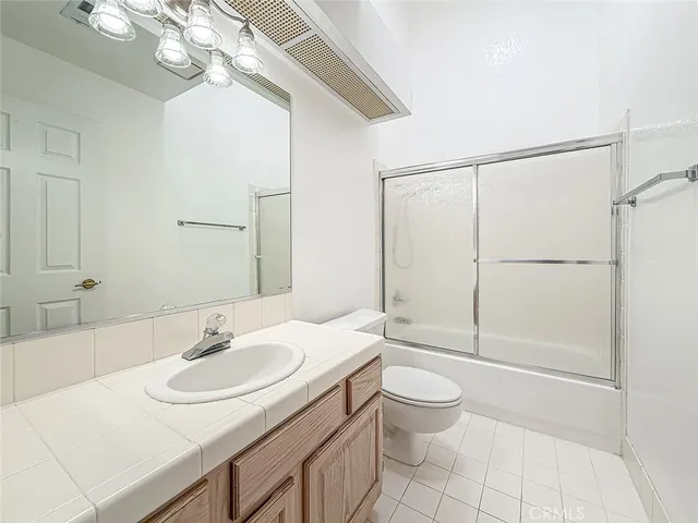 $840,000 | 206 Camino Cortina, Camarillo, CA 93010