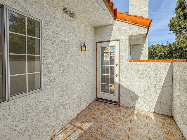 $840,000 | 206 Camino Cortina, Camarillo, CA 93010