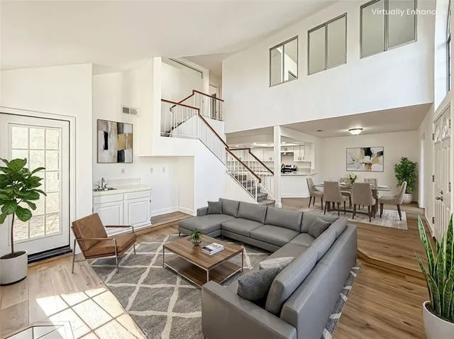 $840,000 | 206 Camino Cortina, Camarillo, CA 93010