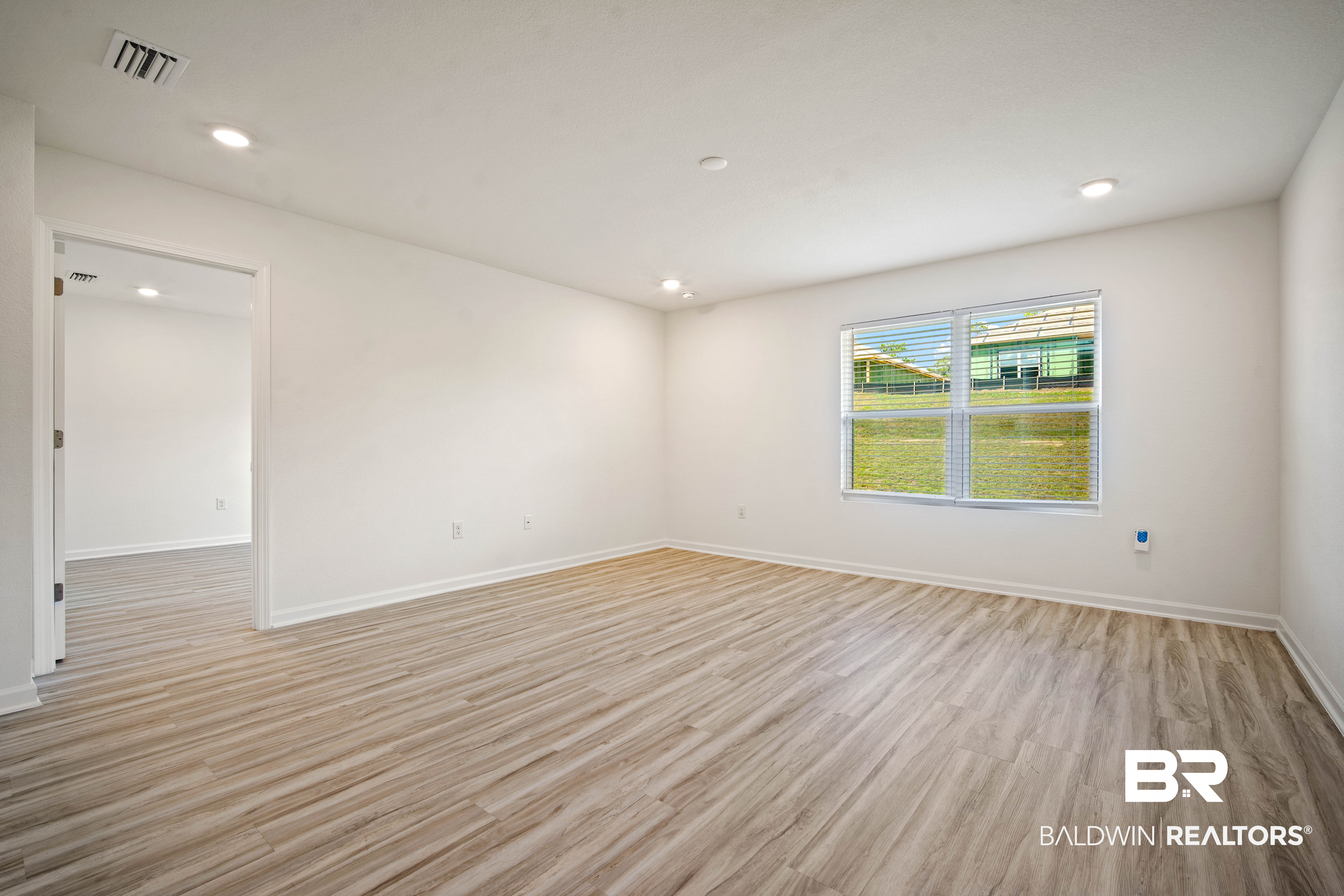 31922 Lyon Road Daphne, AL 36527 - Photo 12 of 30 Gallery Image 12