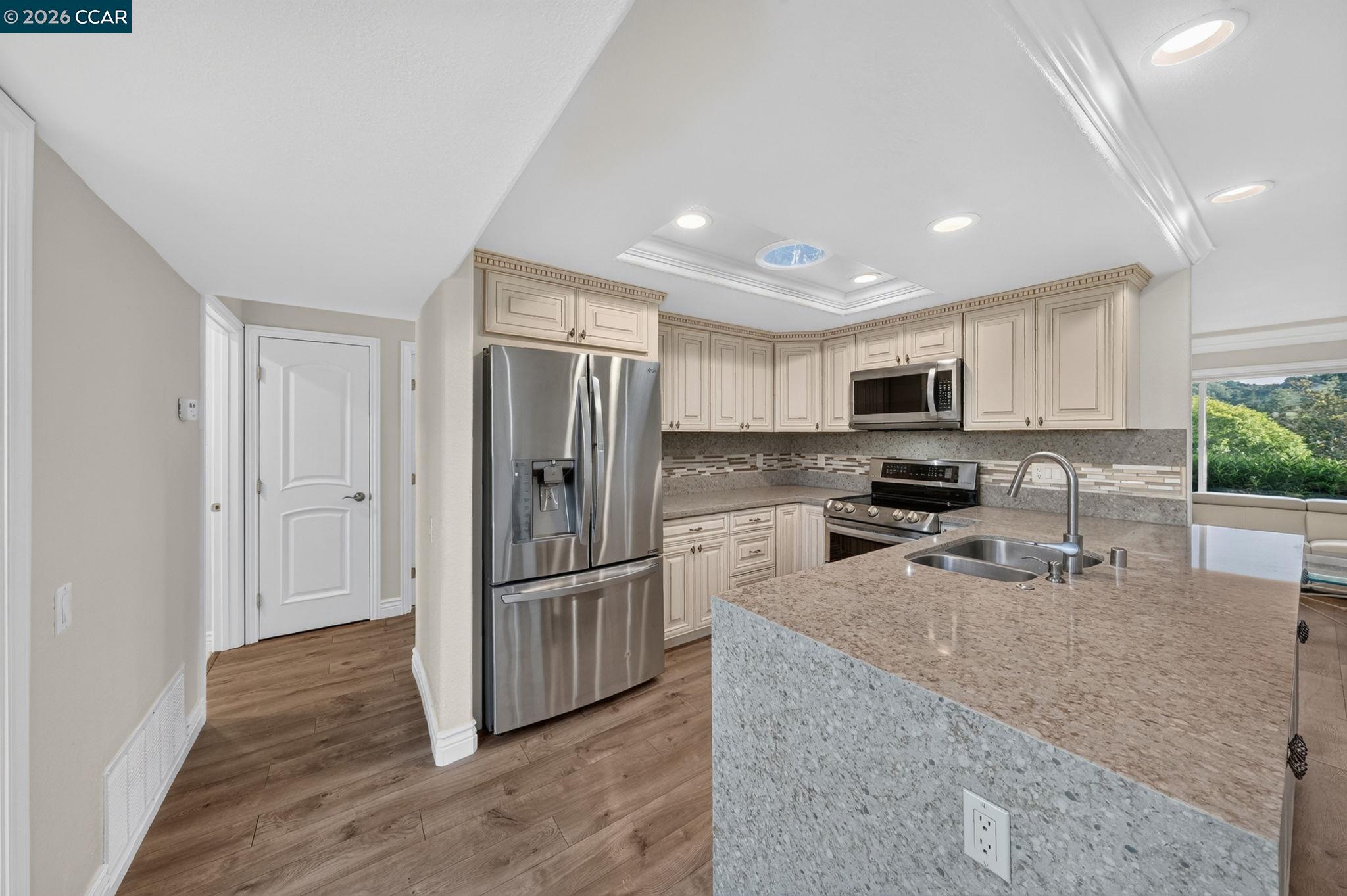 2100 Golden Rain Road, Unit 3 Walnut Creek, CA 94595 - Photo 10 of 34